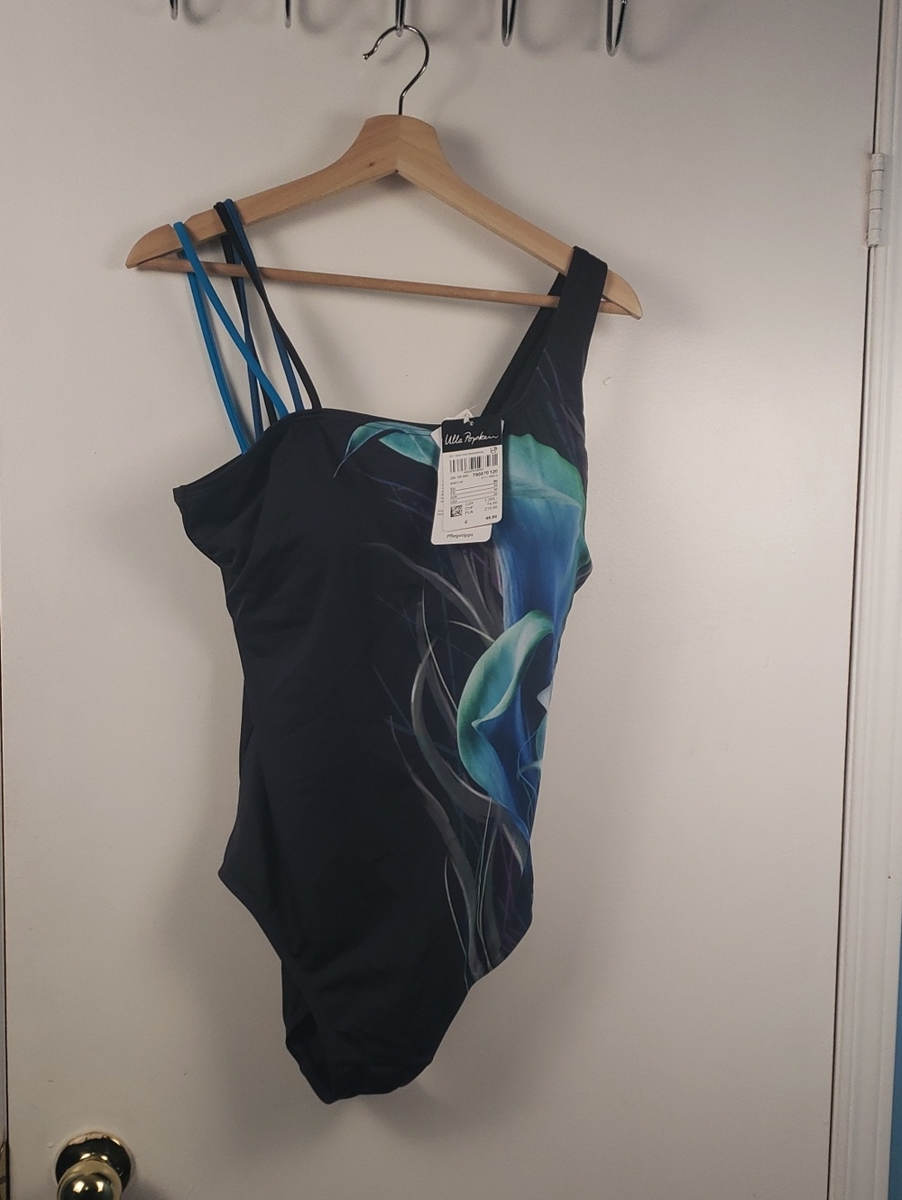Ulla Popken Nwt US 20 One-Shoulder Black Swimsuit with Teal & Blue Floral Accent
